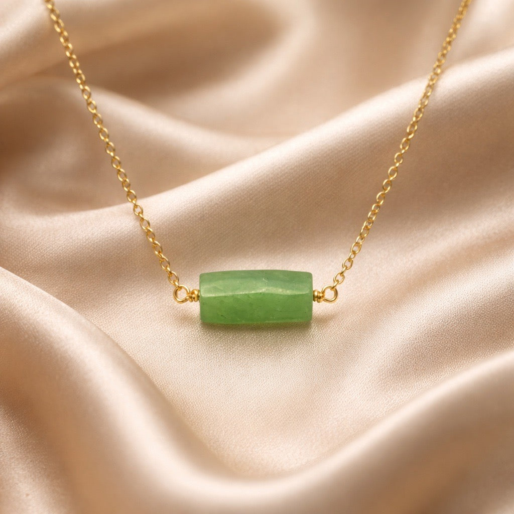 Necklace Horizontal Stone