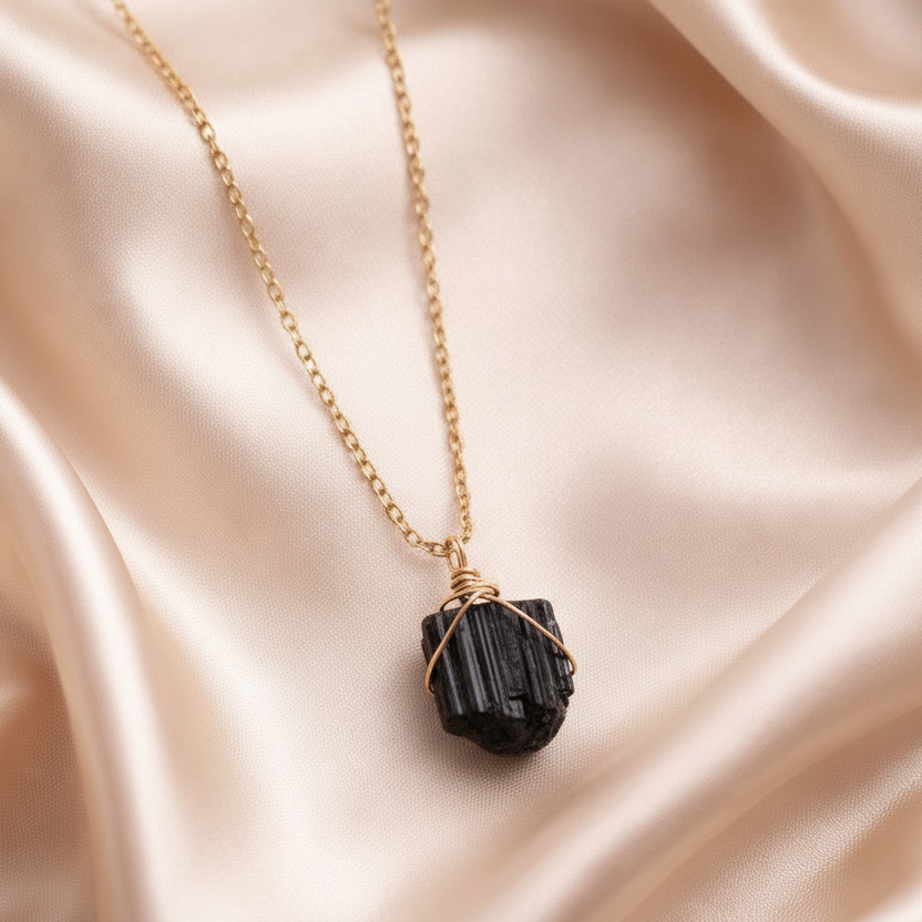 Necklace Long Natural Stones Gold