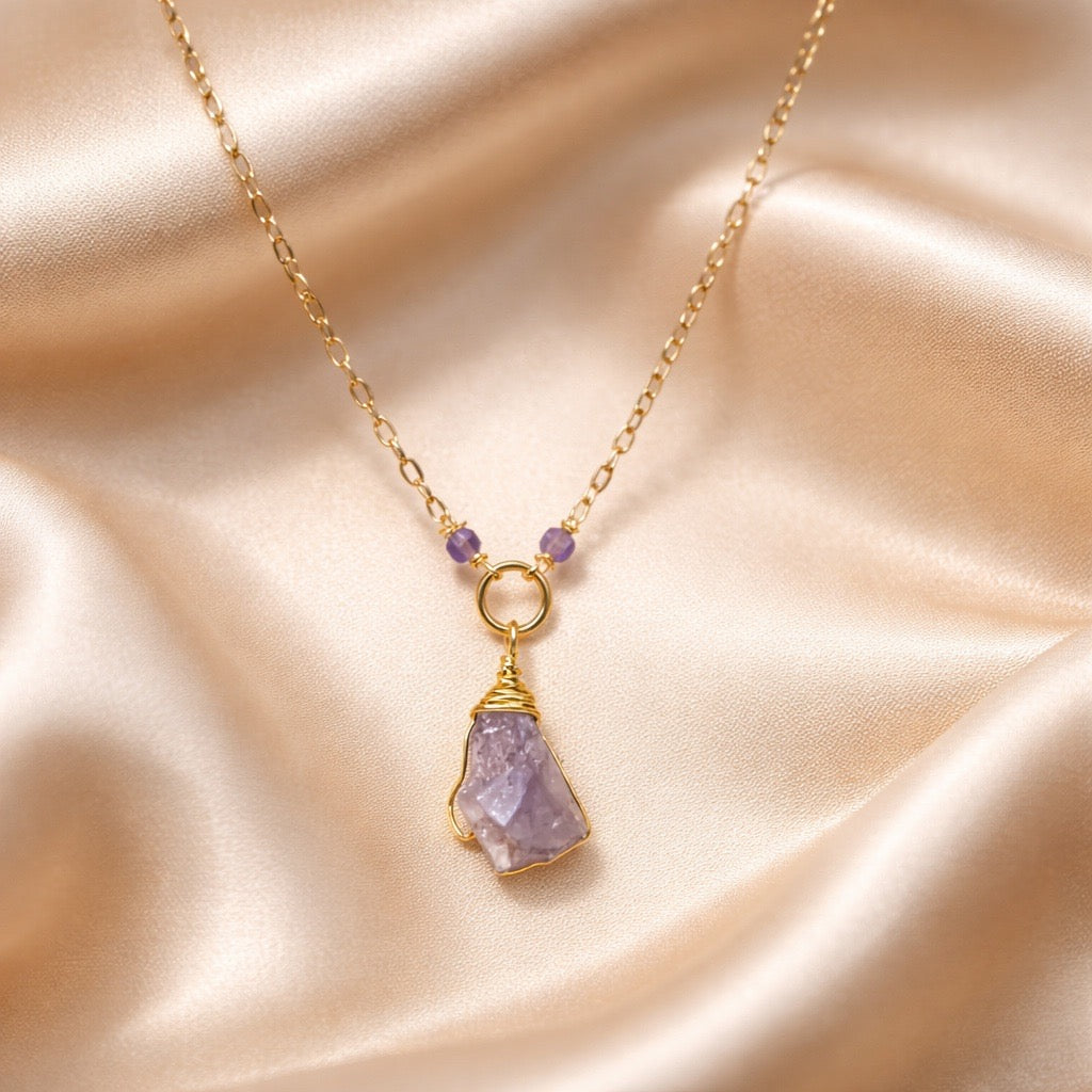 Necklace Beads with one Stone