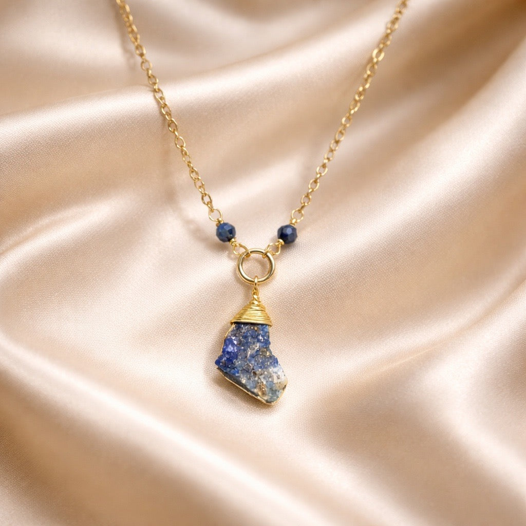 Necklace Beads with one Stone