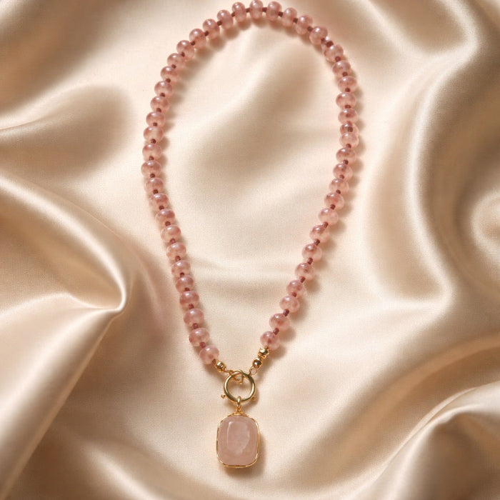 Necklace Threaded Beads with Stone