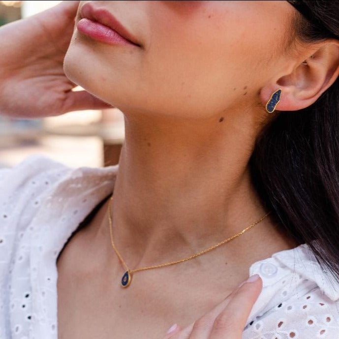 Necklace and Earrings Flat Stones Set