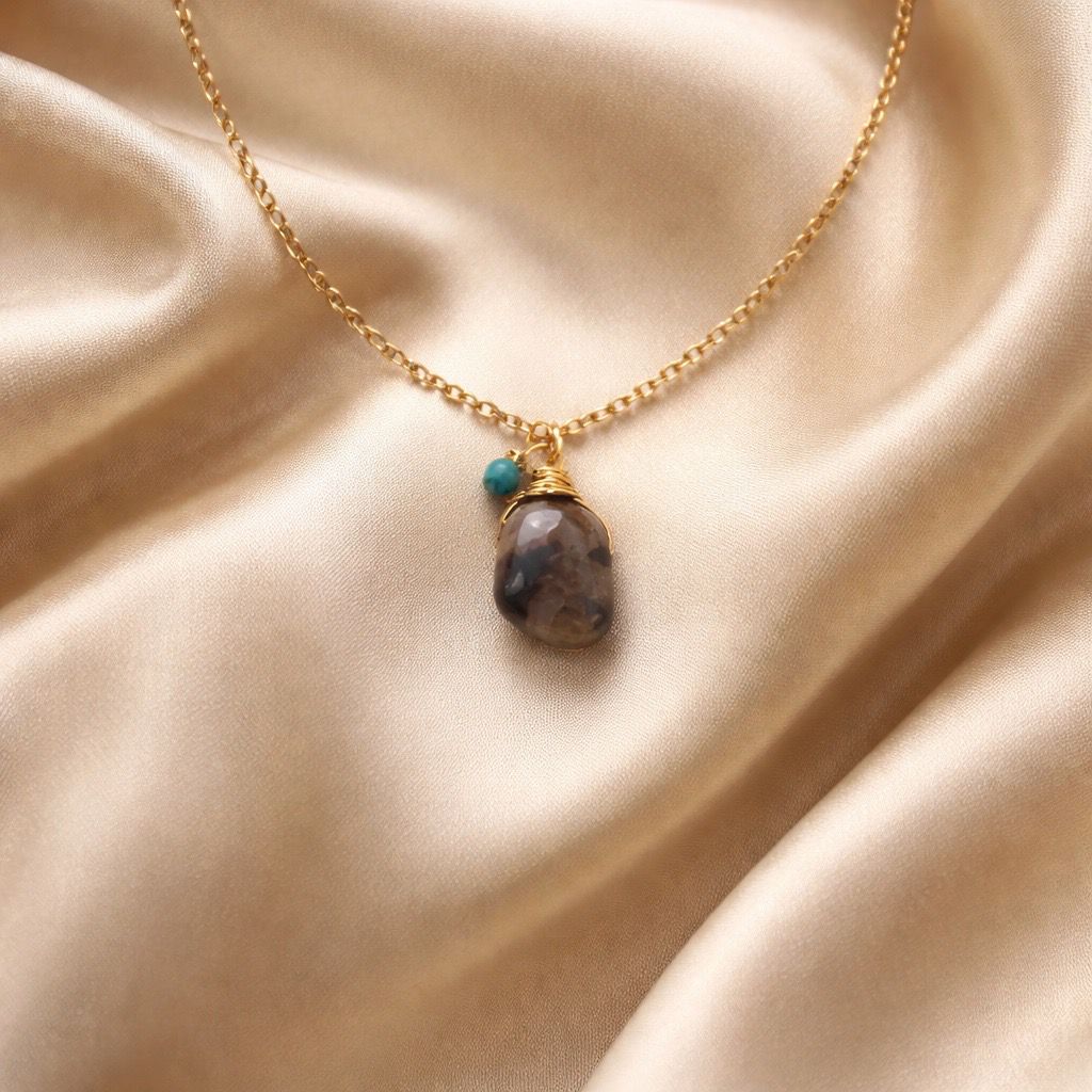 Necklace Cage Natural Stones