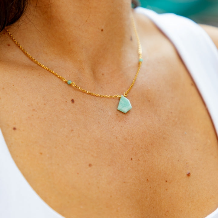 Necklace Beads with one Stone