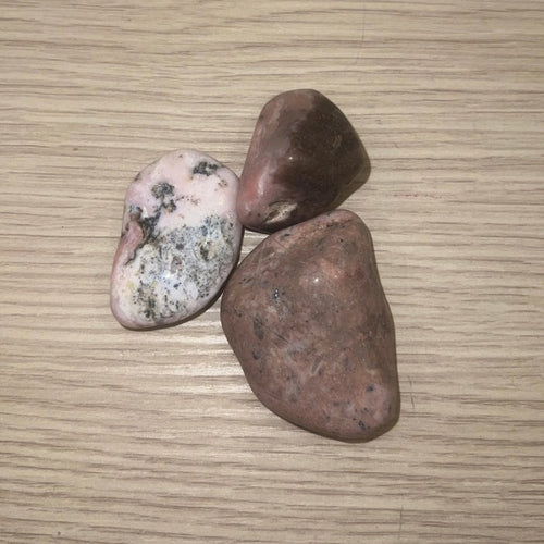 Tumbled Stone Polish Rhodonite