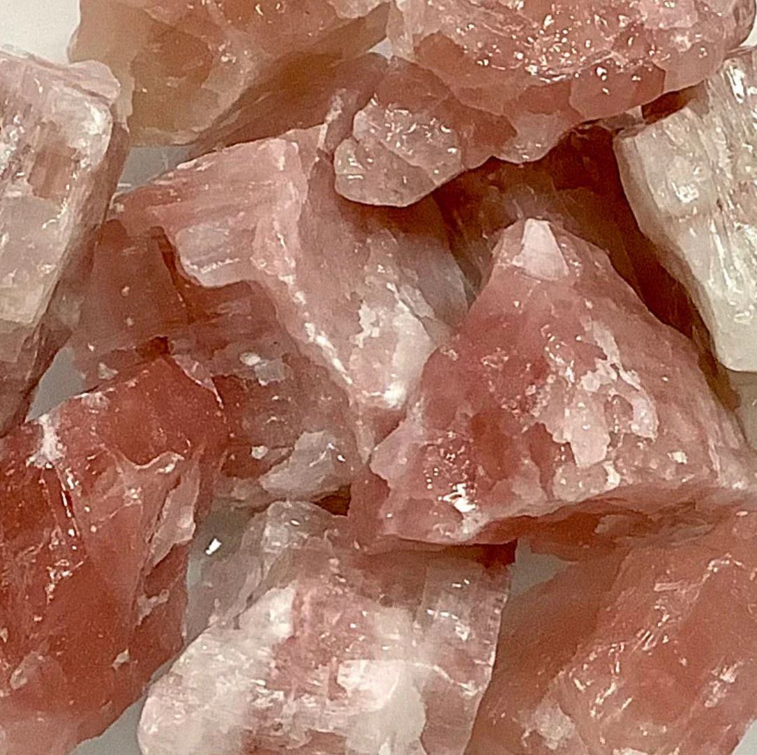 Tumbled Stone Raw Salmon Quartz