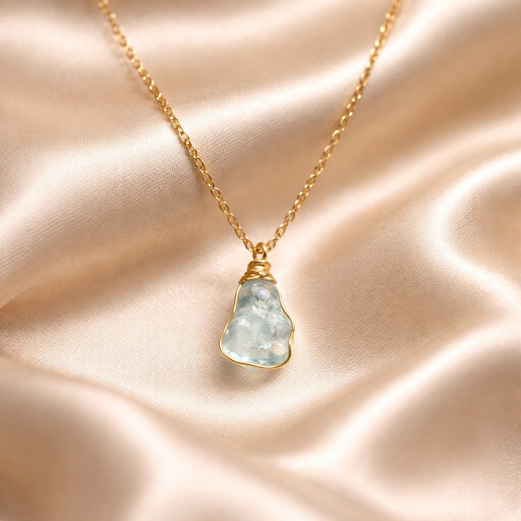 Necklace Cage Natural Stones