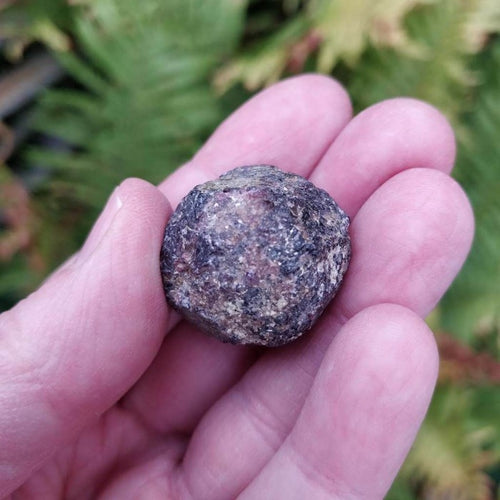 Tumbled Stone Raw Garnet