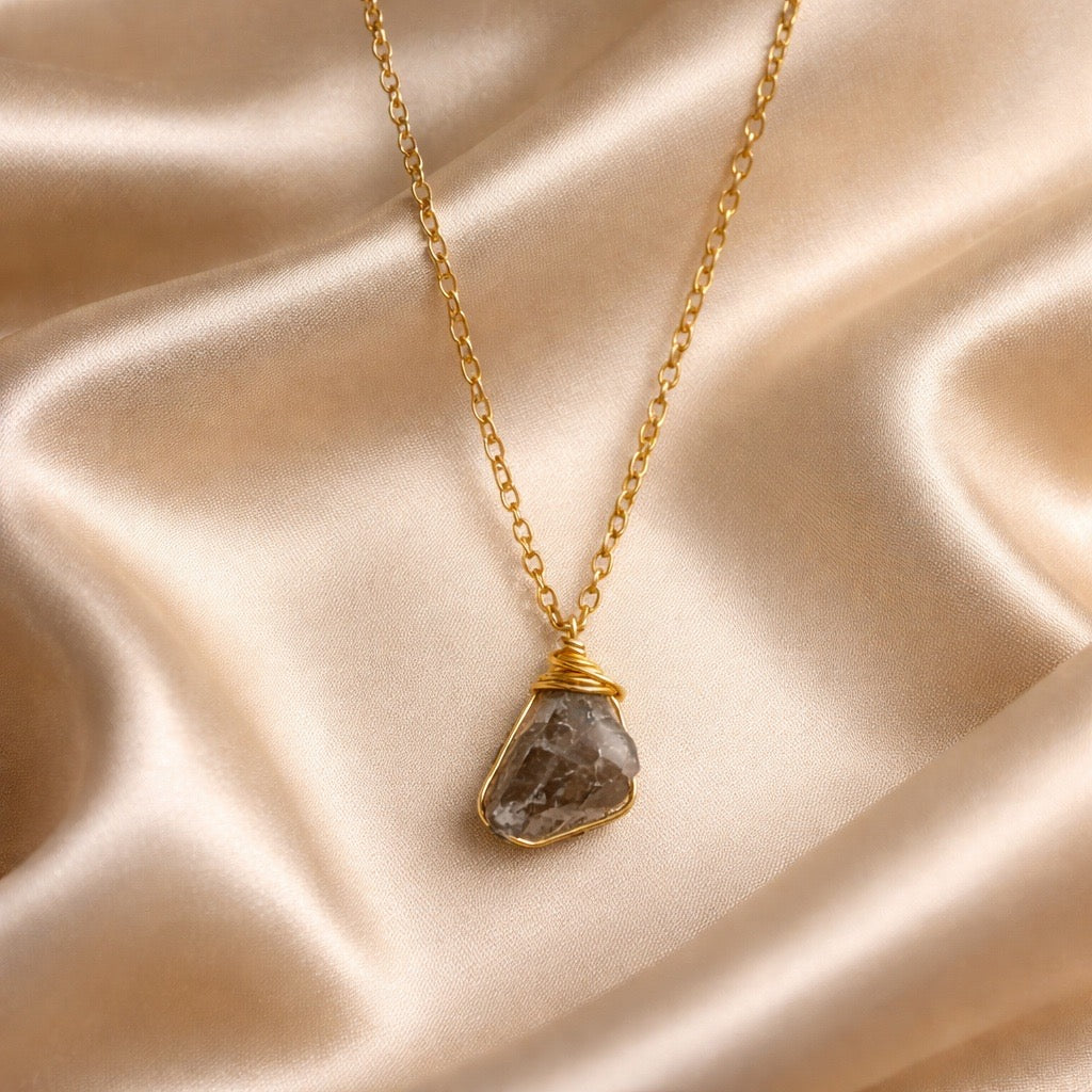 Necklace Cage Natural Stones