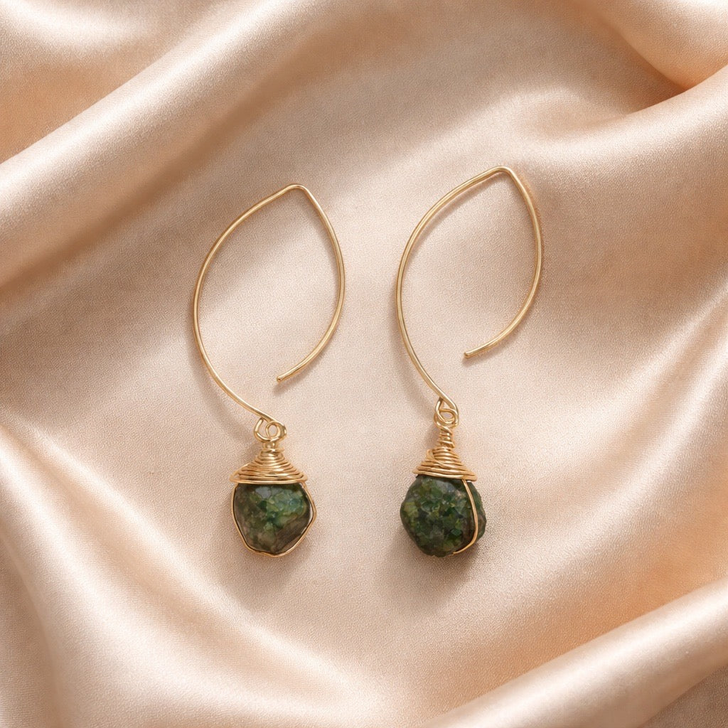 Earrings Hoops with Individual Stone