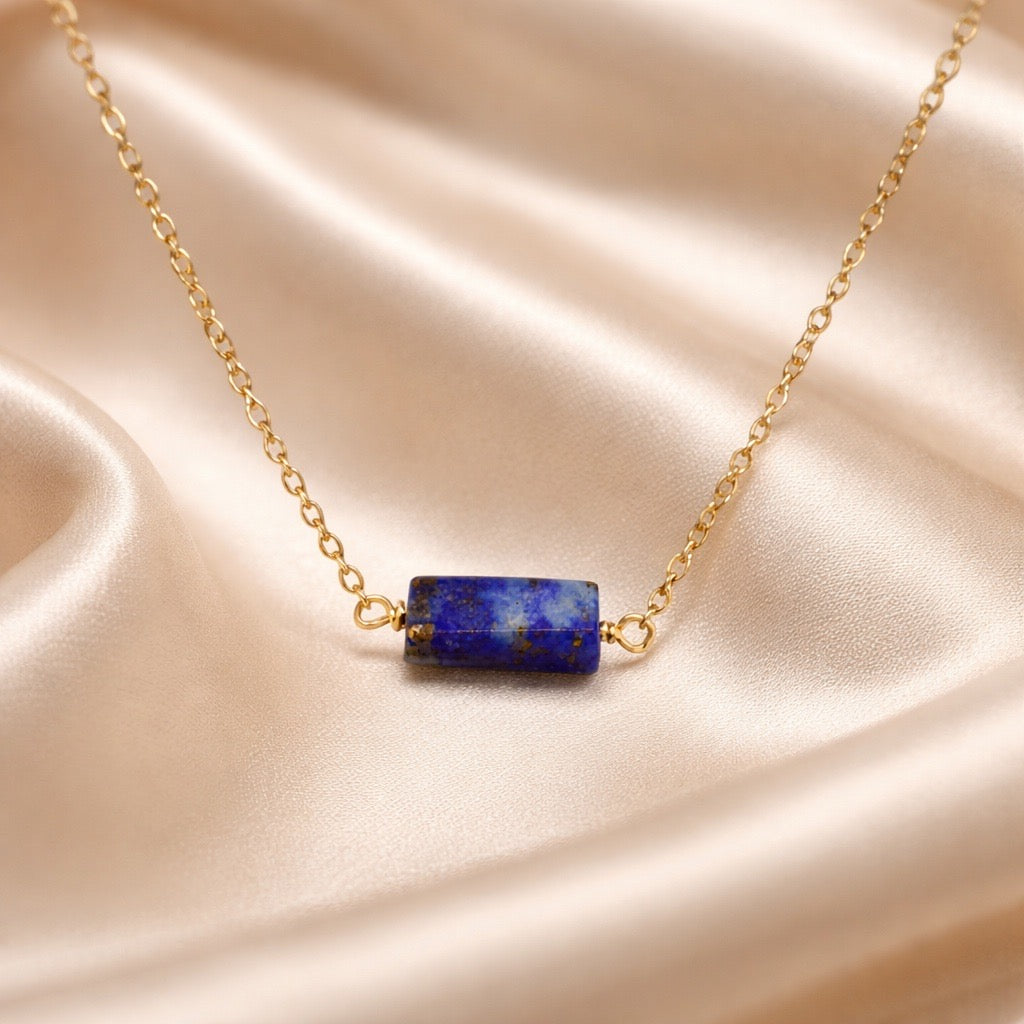 Necklace Horizontal Stone