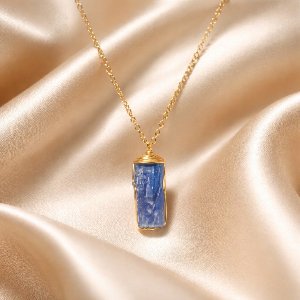 Necklace Cage Natural Stones