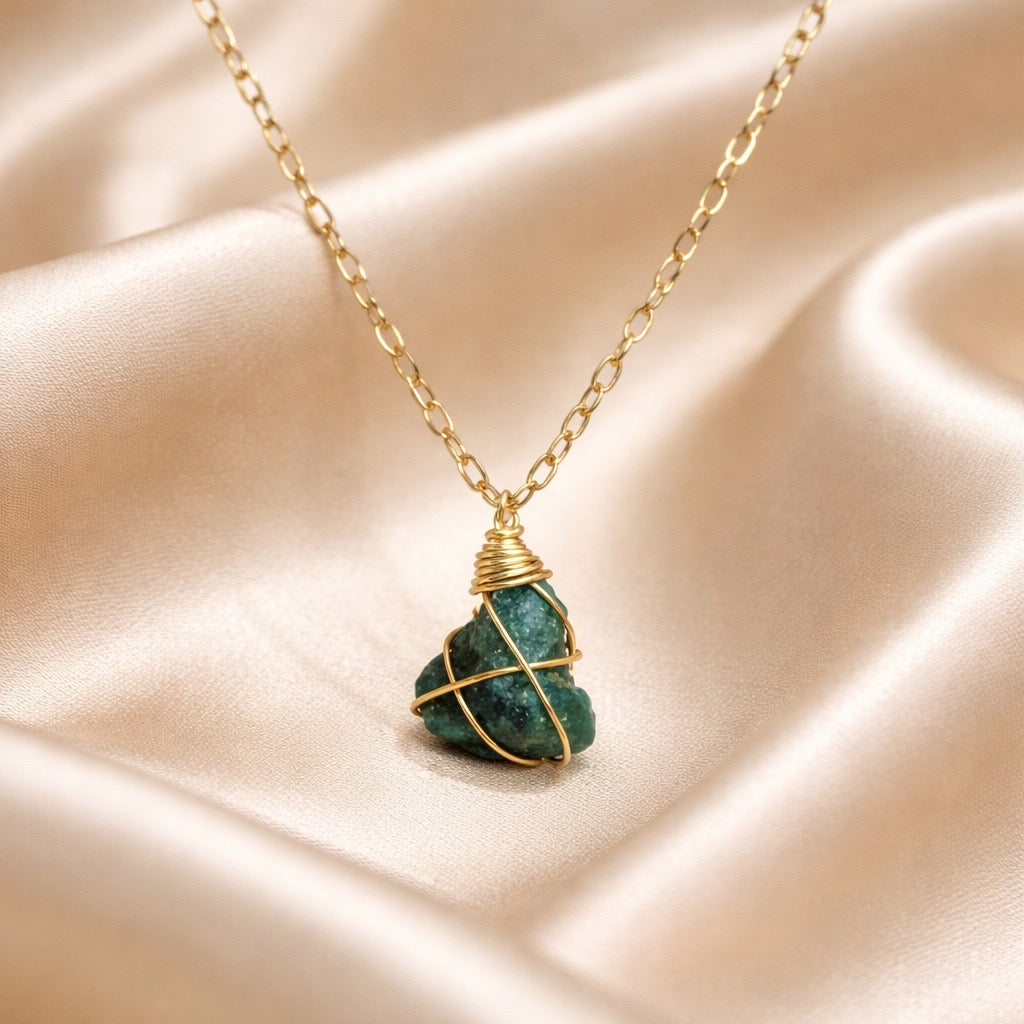 Necklace Cage Natural Stones