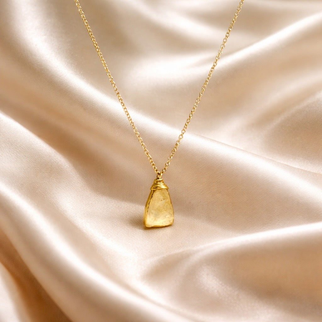 Necklace Cage Natural Stones