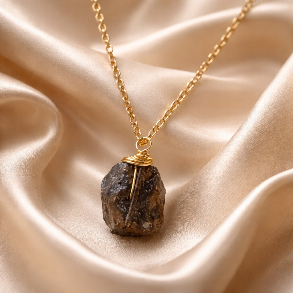 Necklace Cage Natural Stones