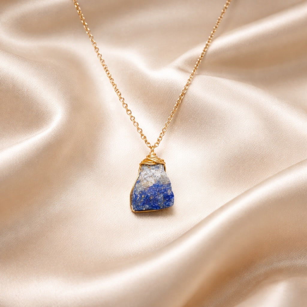 Necklace Cage Natural Stones