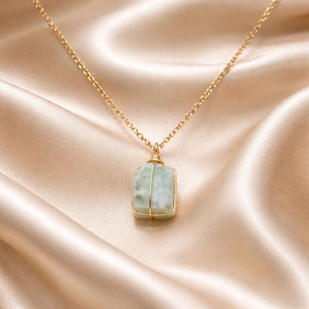 Necklace Cage Natural Stones