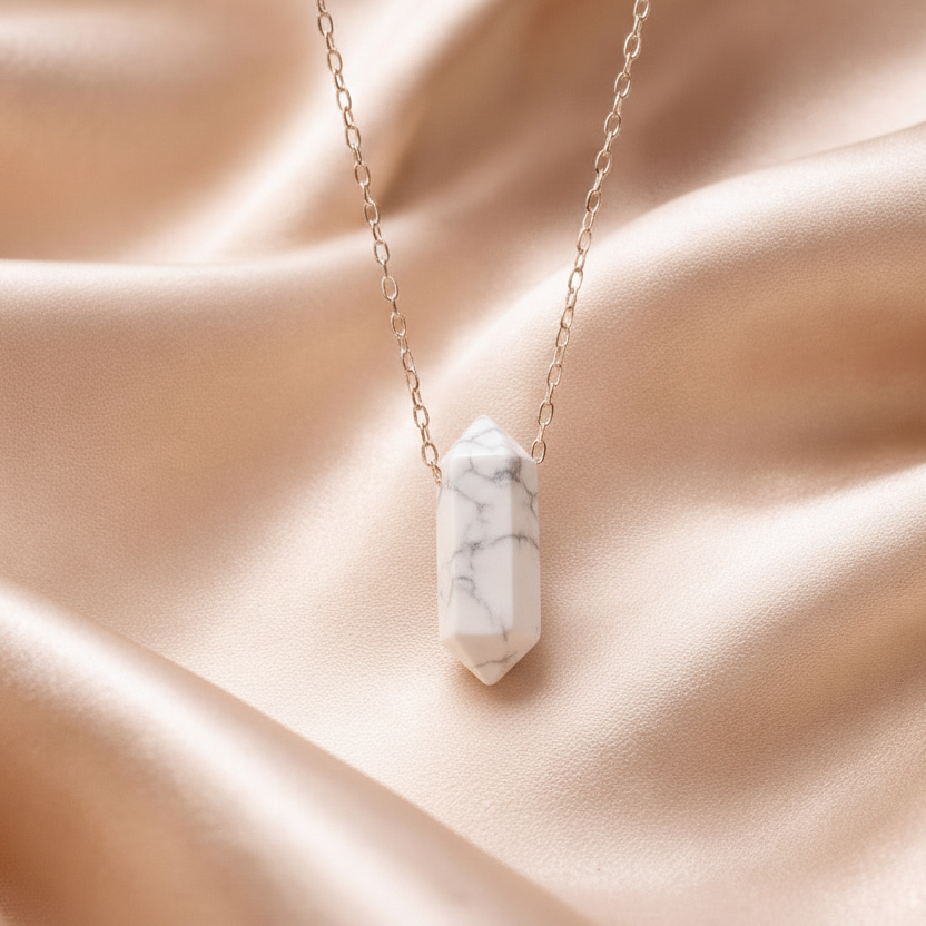 Necklace Long Silver Pointer