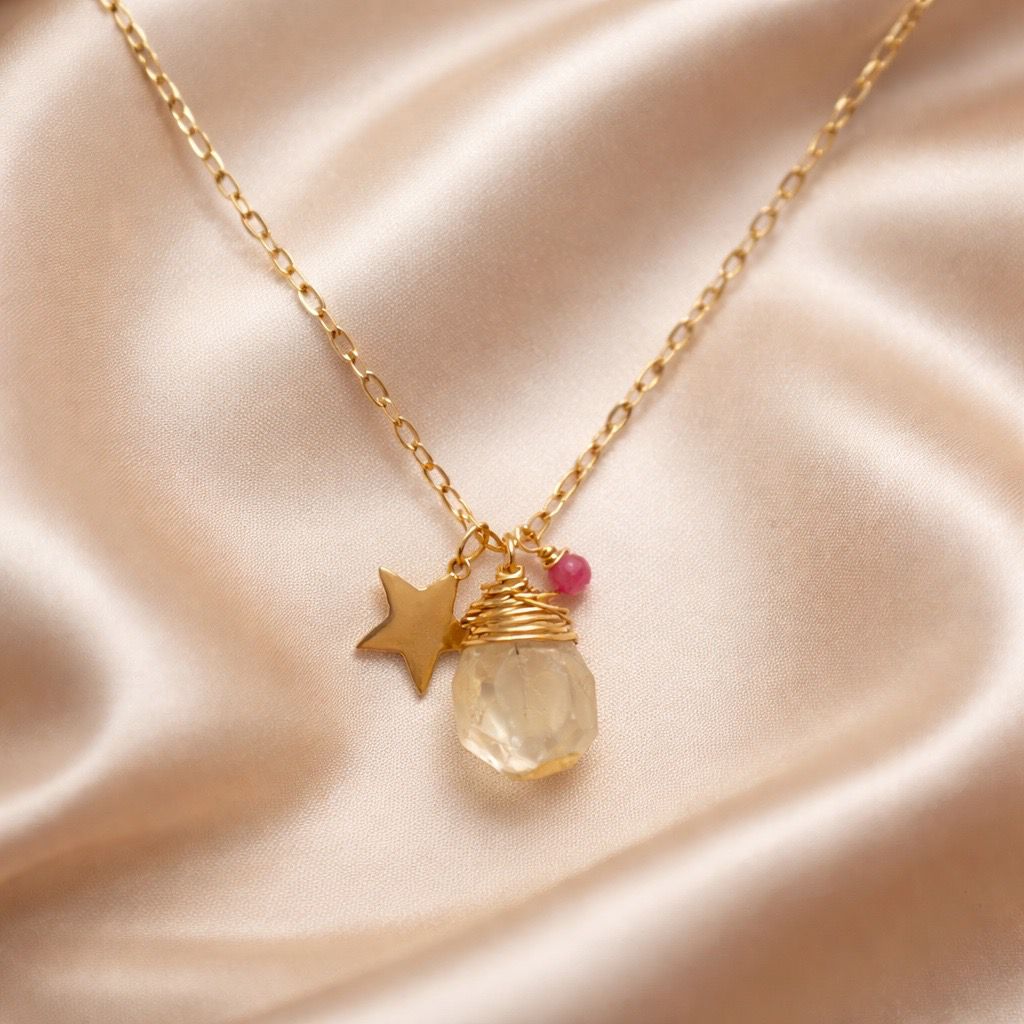 Necklace Classic One Stone with Charms