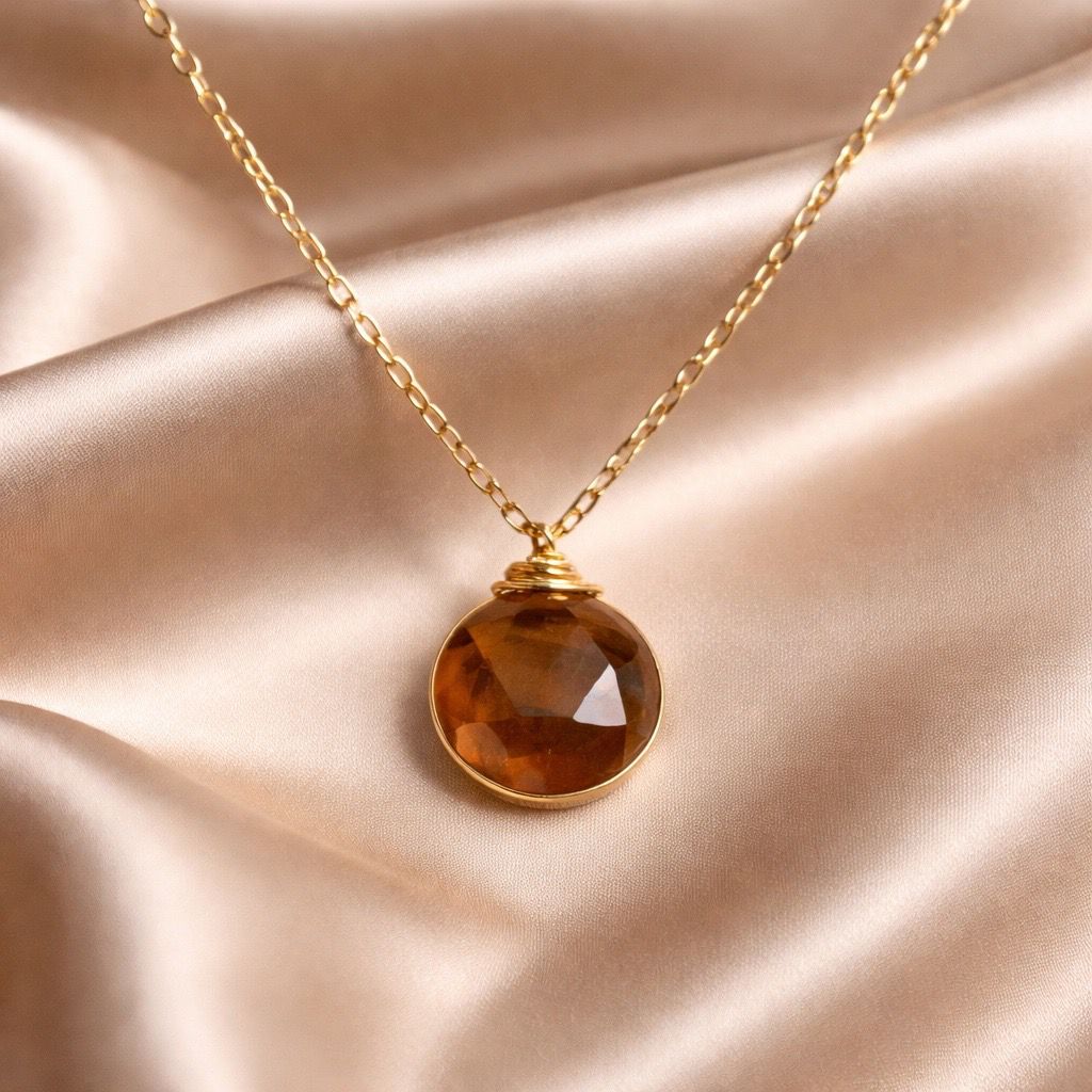 Necklace Classic One Stone with Charms