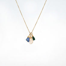 Load image into Gallery viewer, Necklace 3 Stones Zodiac Signs