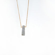 Load image into Gallery viewer, Necklace Vertical Stick