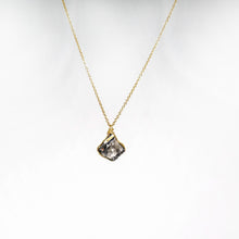 Load image into Gallery viewer, Necklace Cage Natural Stones