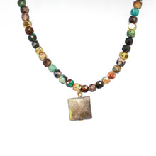 Load image into Gallery viewer, Necklace Squared Beads with Abstract Stone