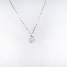 Load image into Gallery viewer, Necklace Cage Natural Stones