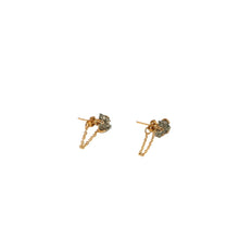 Load image into Gallery viewer, Earrings Spider Stud with Chain Stones
