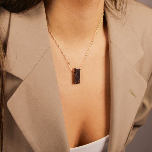 Necklace Vertical Stick