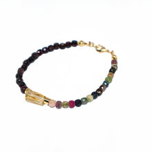 Load image into Gallery viewer, Bracelet Semiprecious Beads with Cilinder Stone in the Middle 
