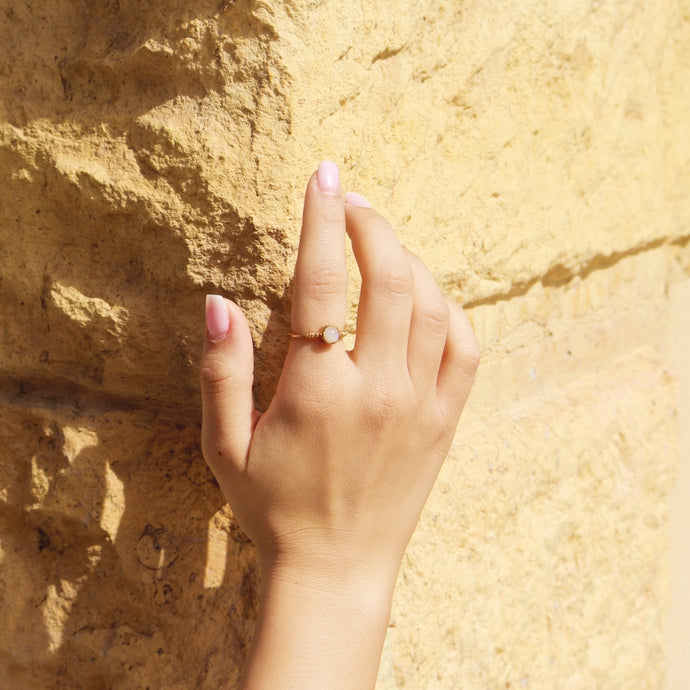 Ring One Stone Gold Plated