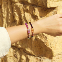 Load image into Gallery viewer, Bracelet Semiprecious Beads with Cilinder Stone in the Middle 