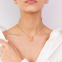Load image into Gallery viewer, Necklace Vertical Stick