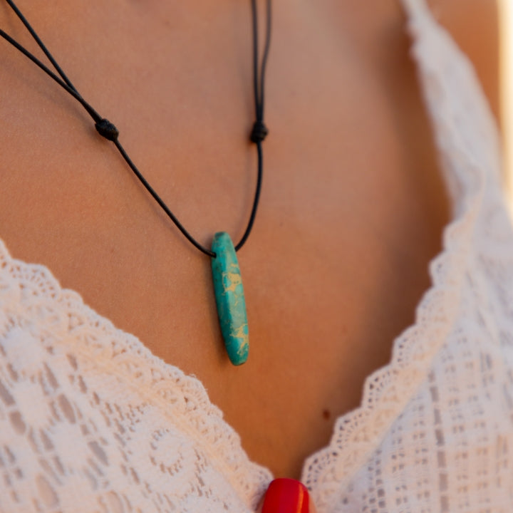 Necklace Leather Stick Stones