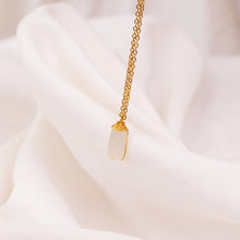 Load image into Gallery viewer, Necklace Selenite