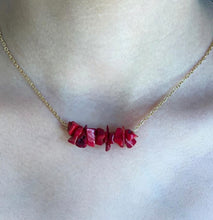 Load image into Gallery viewer, Necklace Coral