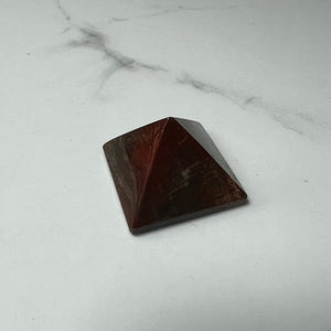 Mini Polished Pyramid Stones