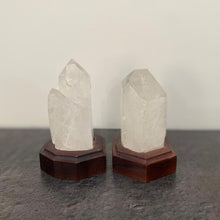 Load image into Gallery viewer, Crystal Quartz Generator Wood Base