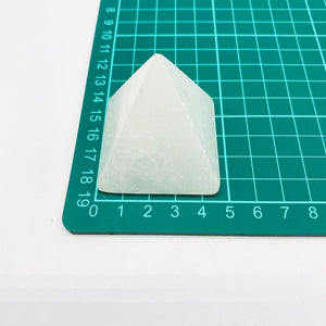 Selenite Piramid