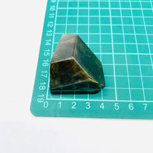 Load image into Gallery viewer, Labradorite Pointer