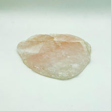 Load image into Gallery viewer, Rose Quartz Plate