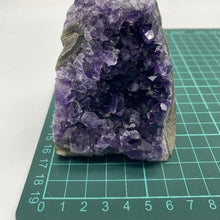 Load image into Gallery viewer, Amethyst Stone (Uruguay)