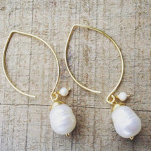 Load image into Gallery viewer, Earrings Hoops