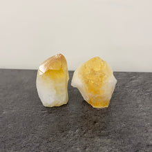 Load image into Gallery viewer, Citrine Stone Pointer Small