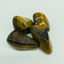Load image into Gallery viewer, Tumbled Stone Polish Tiger Eye